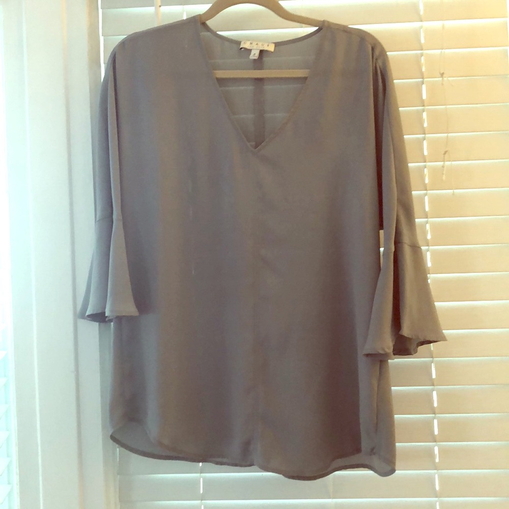 Gray flowy top with bell sleeves